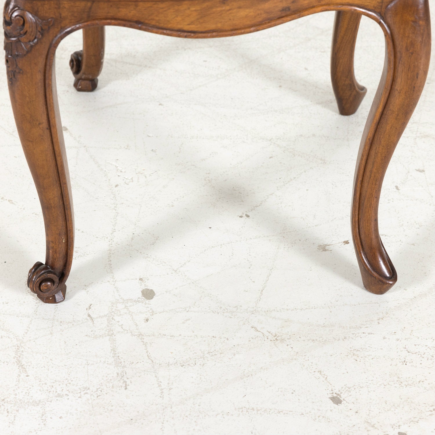 Set of 8 Early 20th Century French Louis XV Style Walnut and Leather Dining Side Chairs