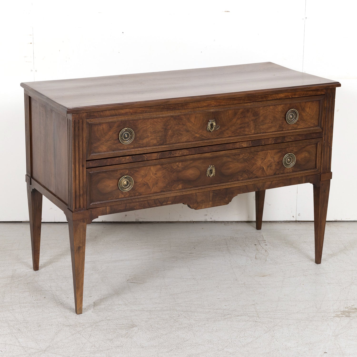 19th Century French Louis XVI Style Walnut and Burled Walnut Commode Sauteuse