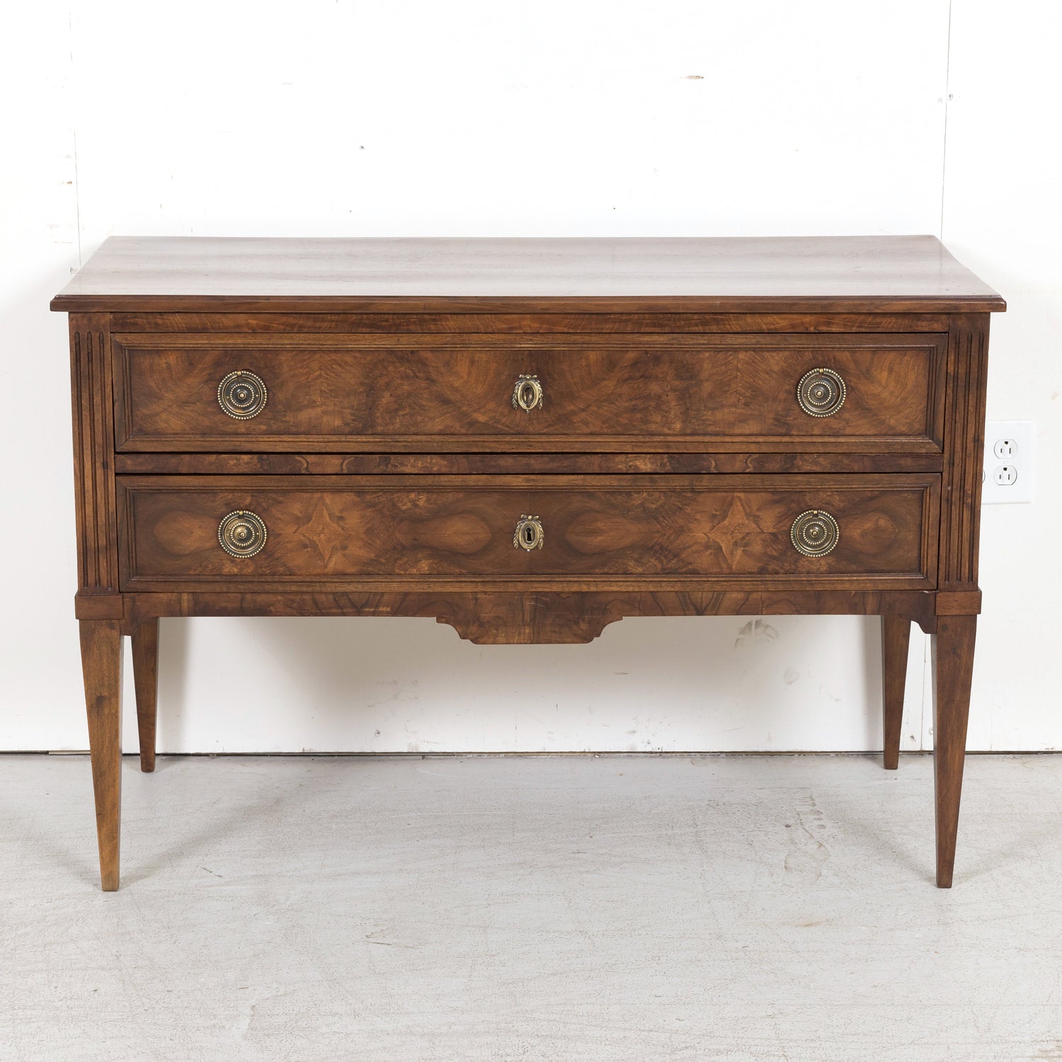 19th Century French Louis XVI Style Walnut and Burled Walnut Commode Sauteuse