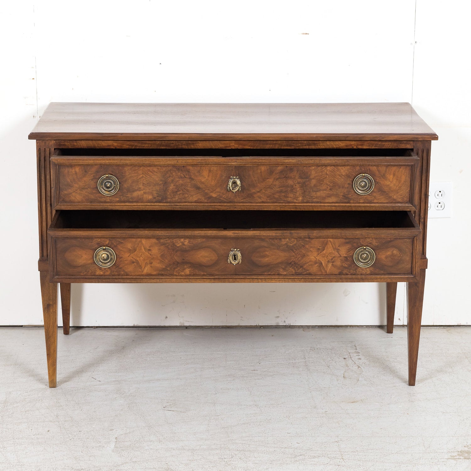 19th Century French Louis XVI Style Walnut and Burled Walnut Commode Sauteuse