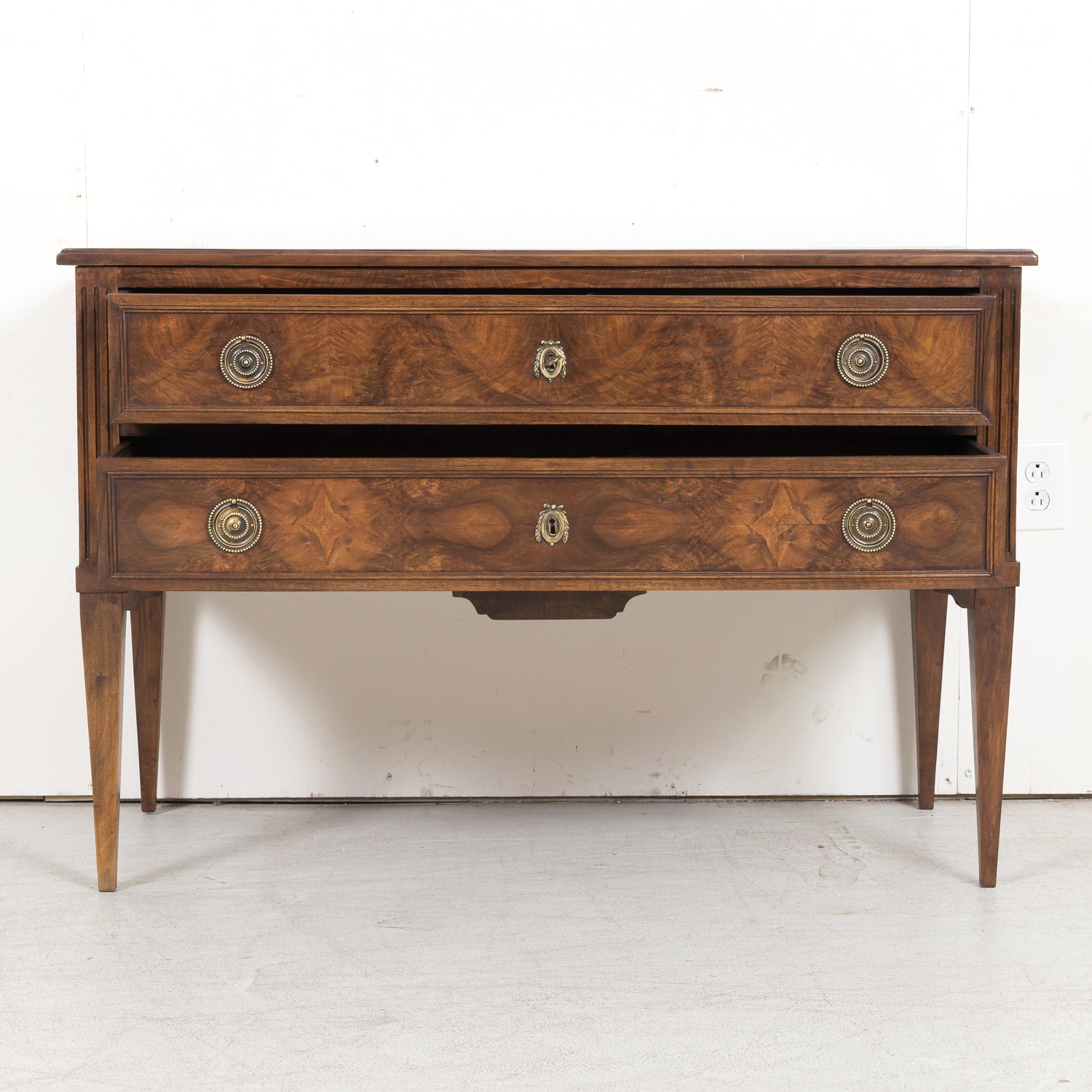 19th Century French Louis XVI Style Walnut and Burled Walnut Commode Sauteuse