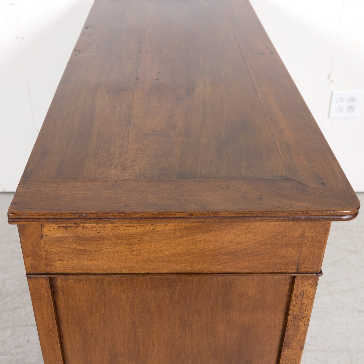 19th Century French Louis Philippe Style Walnut Buffet with Bookmatched Front