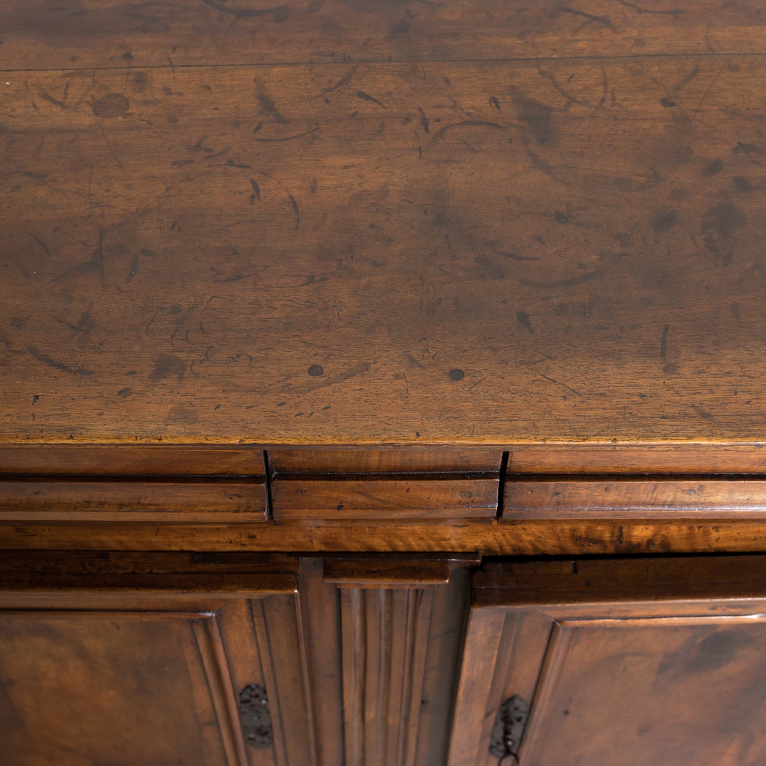 18th Century French Louis XV-Louis XVI Transition Period Solid Walnut Buffet d'Appui