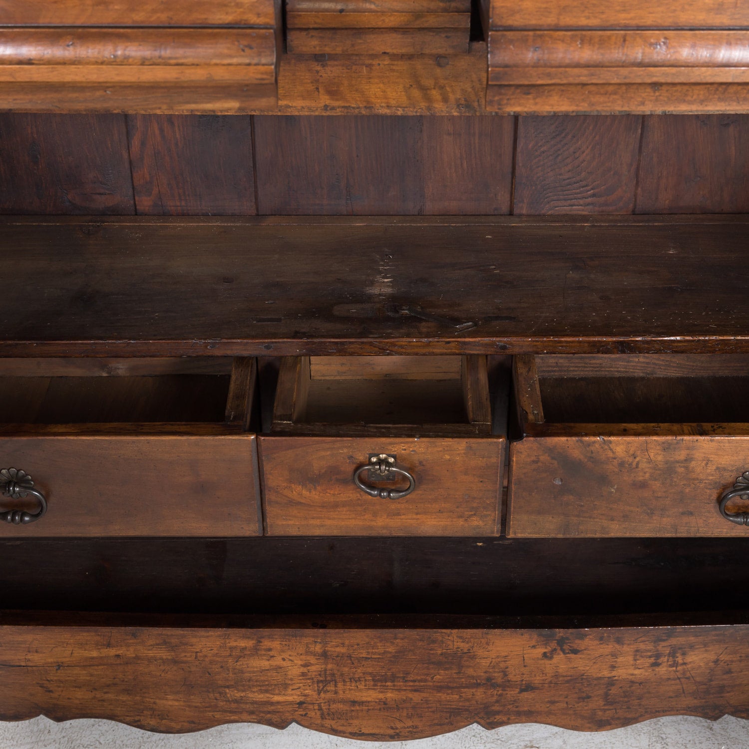 18th Century French Louis XV-Louis XVI Transition Period Solid Walnut Buffet d'Appui