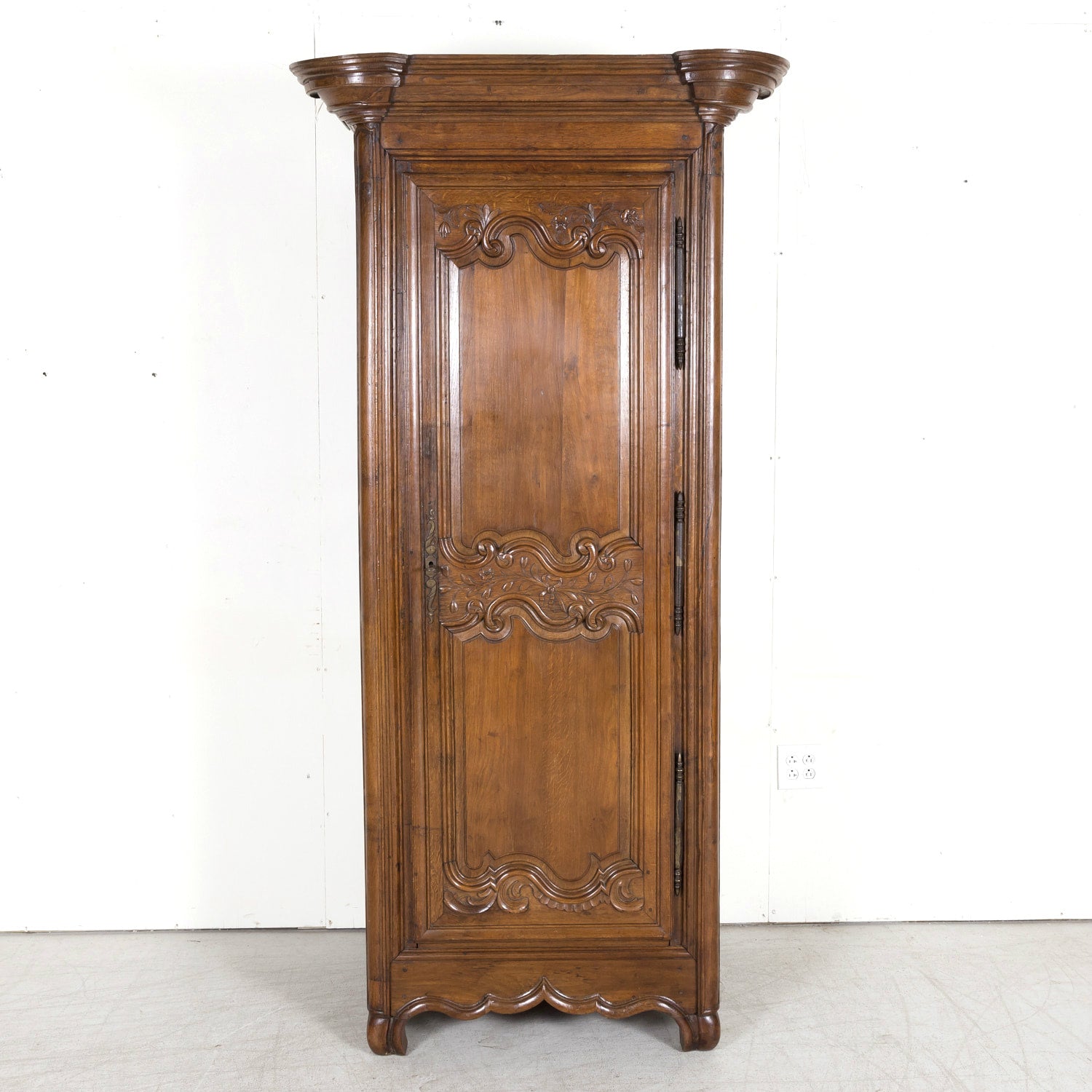 18th Century French Country Louis XV Period Carved Normandy Oak Bonnetiere