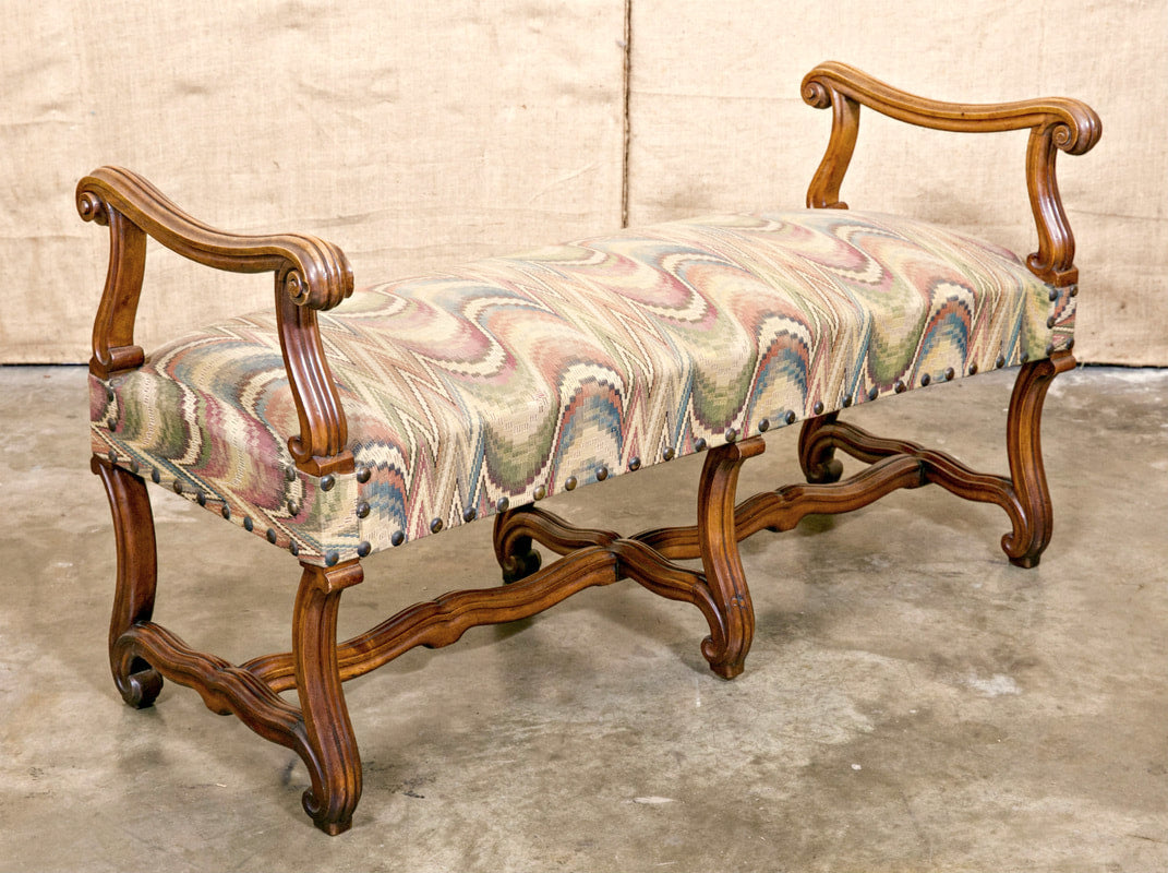Mid-19th Century French Louis XIII Style Os de Mouton Backless Bench with Arms