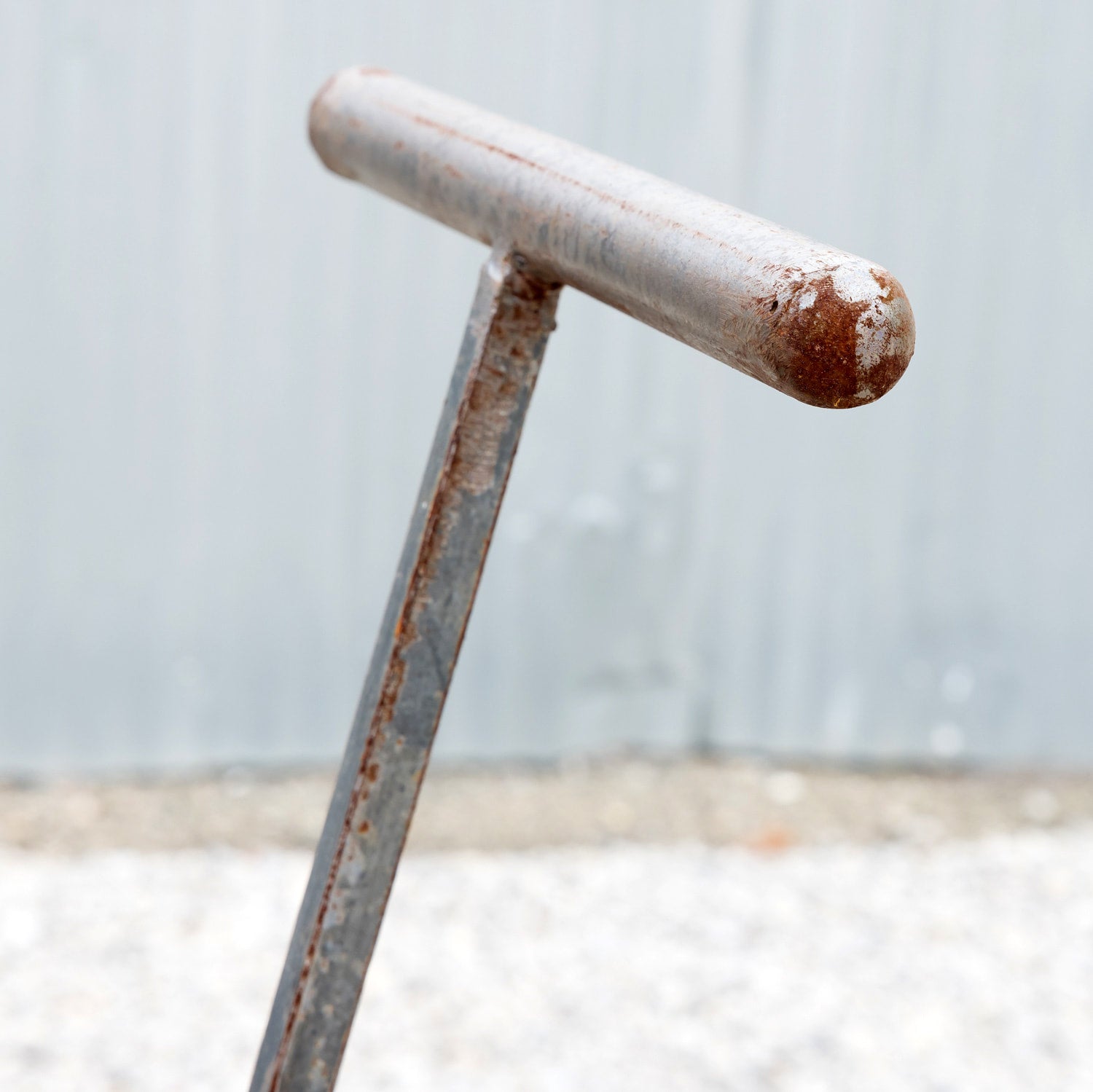 Large Cast Iron Kadai Fire Bowl or Fire Pit on Wheels, 47