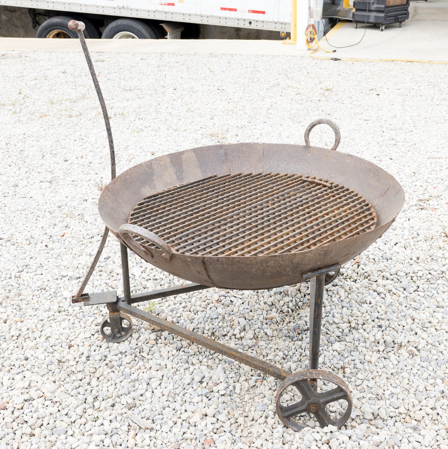 Medium Cast Iron Kadai Fire Bowl or Fire Pit on Wheels, 40