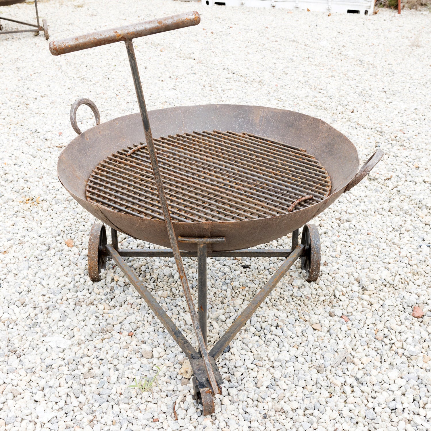 Medium Cast Iron Kadai Fire Bowl or Fire Pit on Wheels, 40