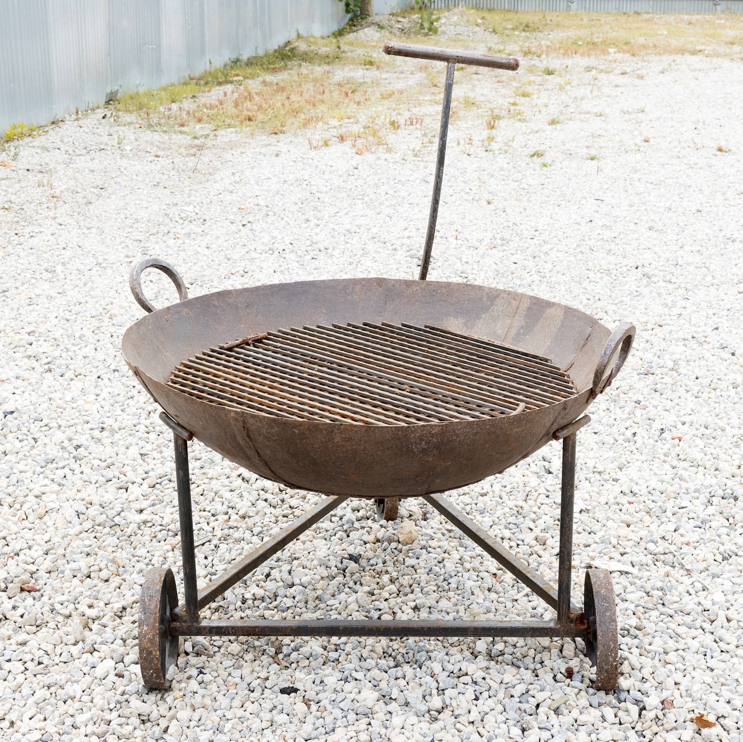 Medium Cast Iron Kadai Fire Bowl or Fire Pit on Wheels, 40