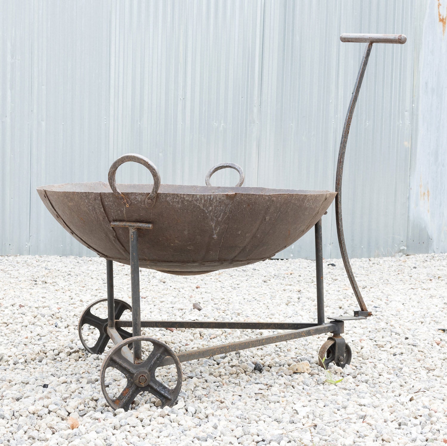 Medium Cast Iron Kadai Fire Bowl or Fire Pit on Wheels, 40