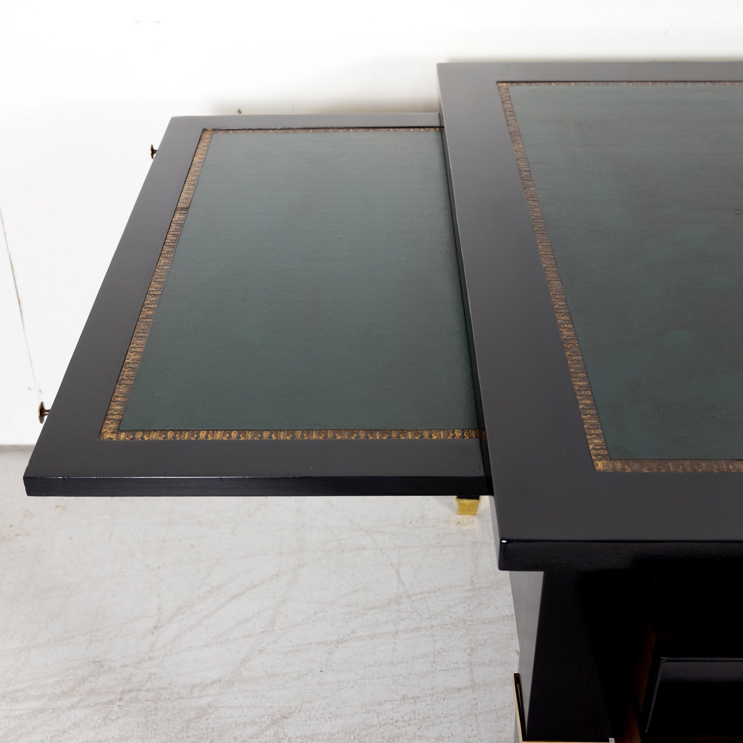 Fine Mid-20th Century Maison Jansen French Louis XVI Style Ebonized Bureau Plat or Desk