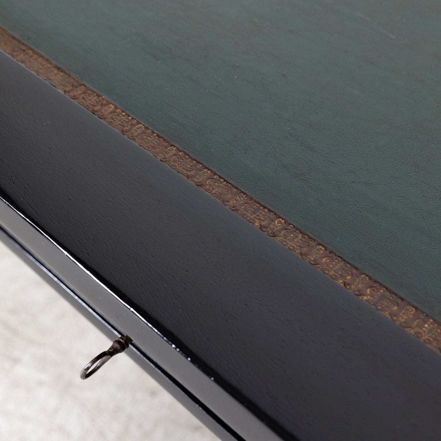 Fine Mid-20th Century Maison Jansen French Louis XVI Style Ebonized Bureau Plat or Desk