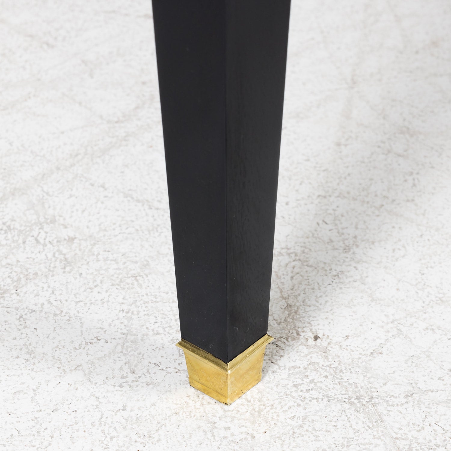 Fine Mid-20th Century Maison Jansen French Louis XVI Style Ebonized Bureau Plat or Desk