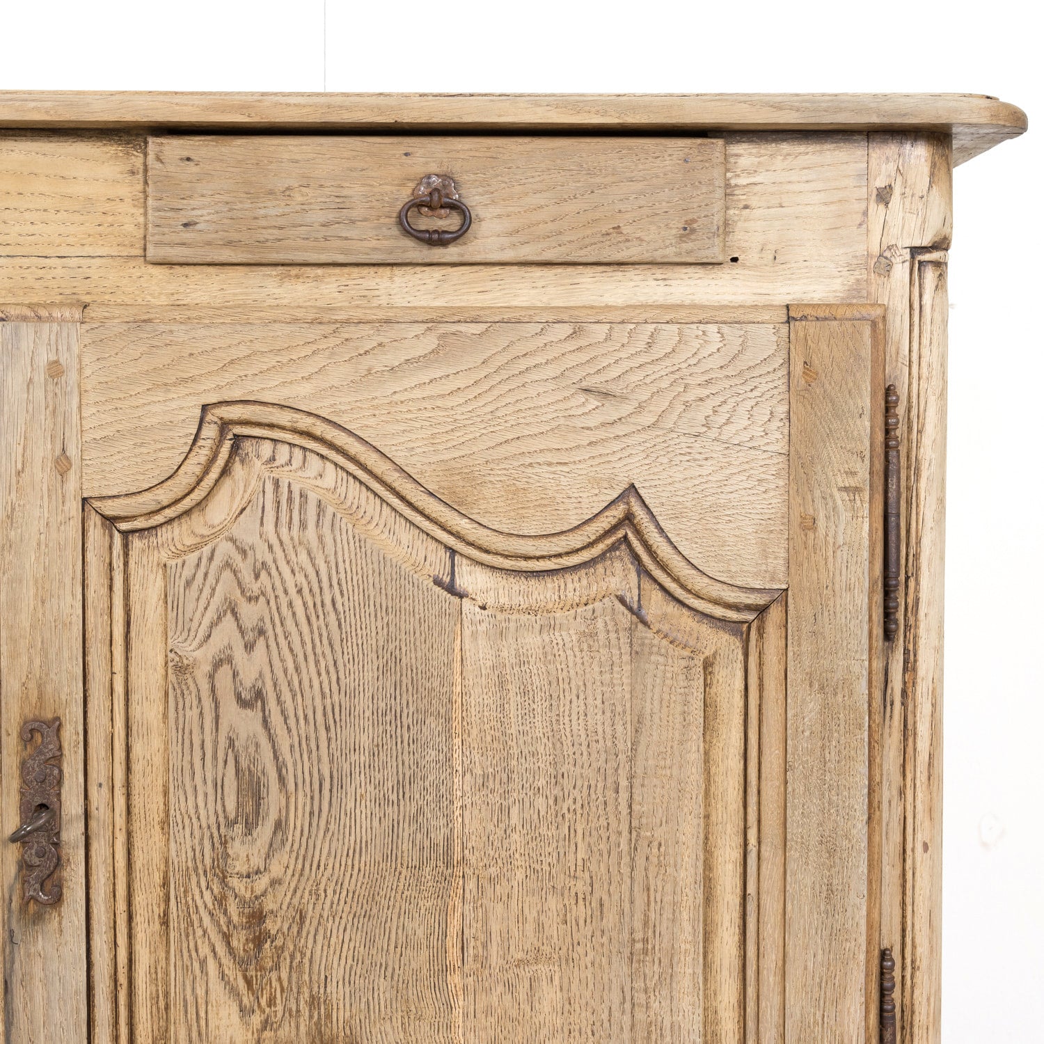 19th Century Carved French Country Louis XV Style Bleached Oak Enfilade Buffet