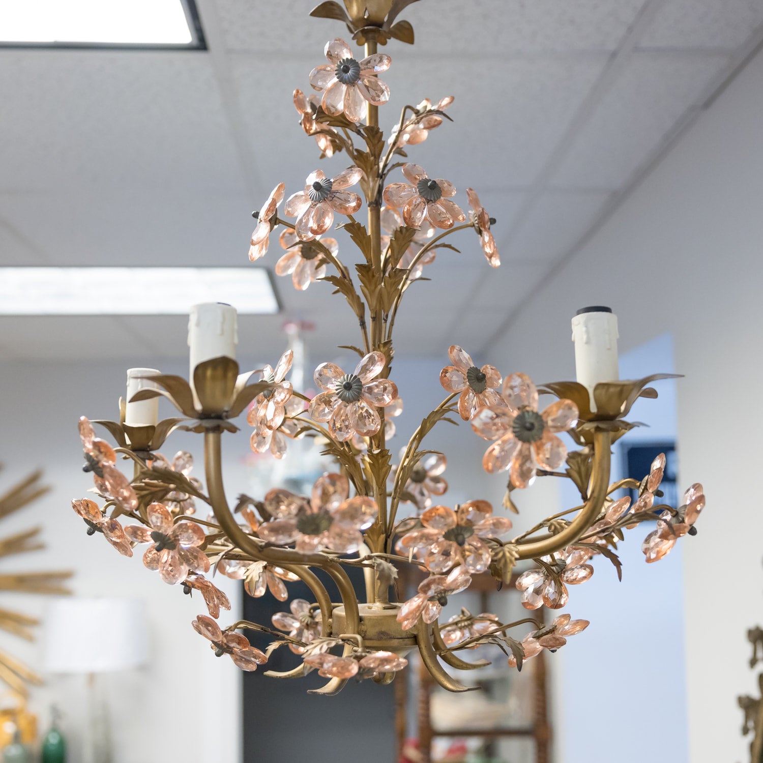 French Louis XV Style 5-Light Gilt Iron and Crystal Flower Maison Bagues Chandelier