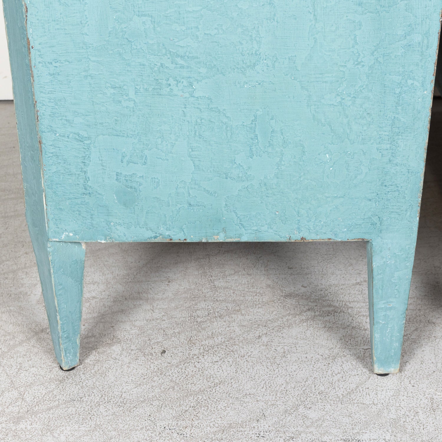 Pair of Late 19th Century French Louis XVI Style Aqua or Teal Painted Three-Drawer Commodes