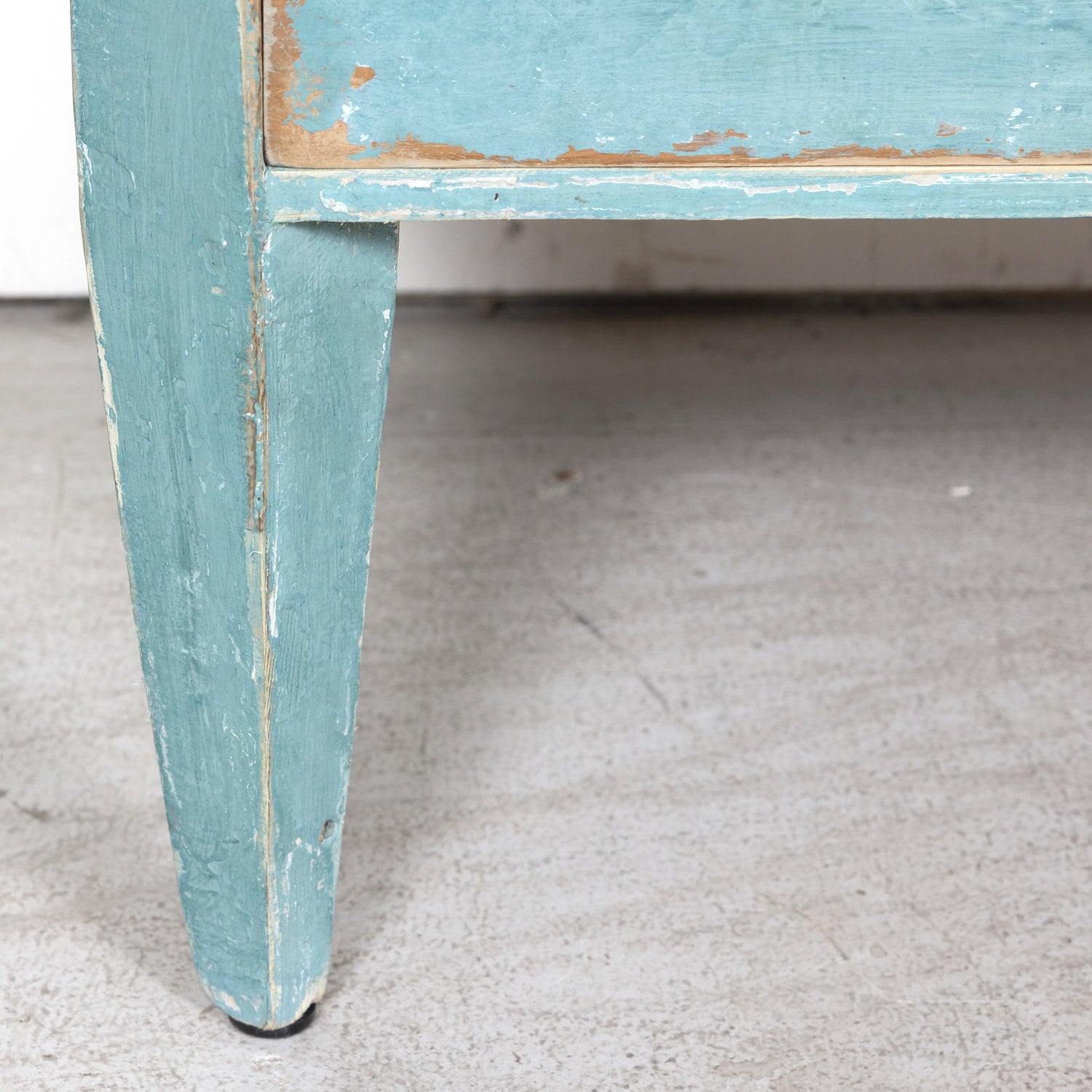 Pair of Late 19th Century French Louis XVI Style Aqua or Teal Painted Three-Drawer Commodes