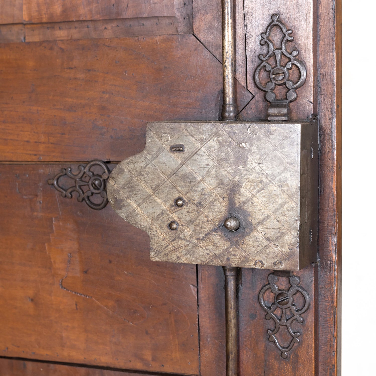 18th Century French Louis XV-Louis XVI Transition Period Walnut Bordelaise Armoire