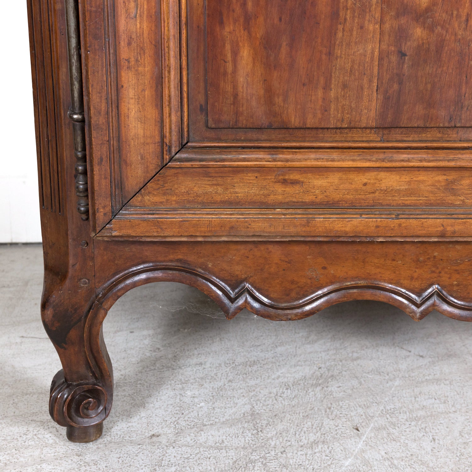 18th Century French Louis XV-Louis XVI Transition Period Walnut Bordelaise Armoire