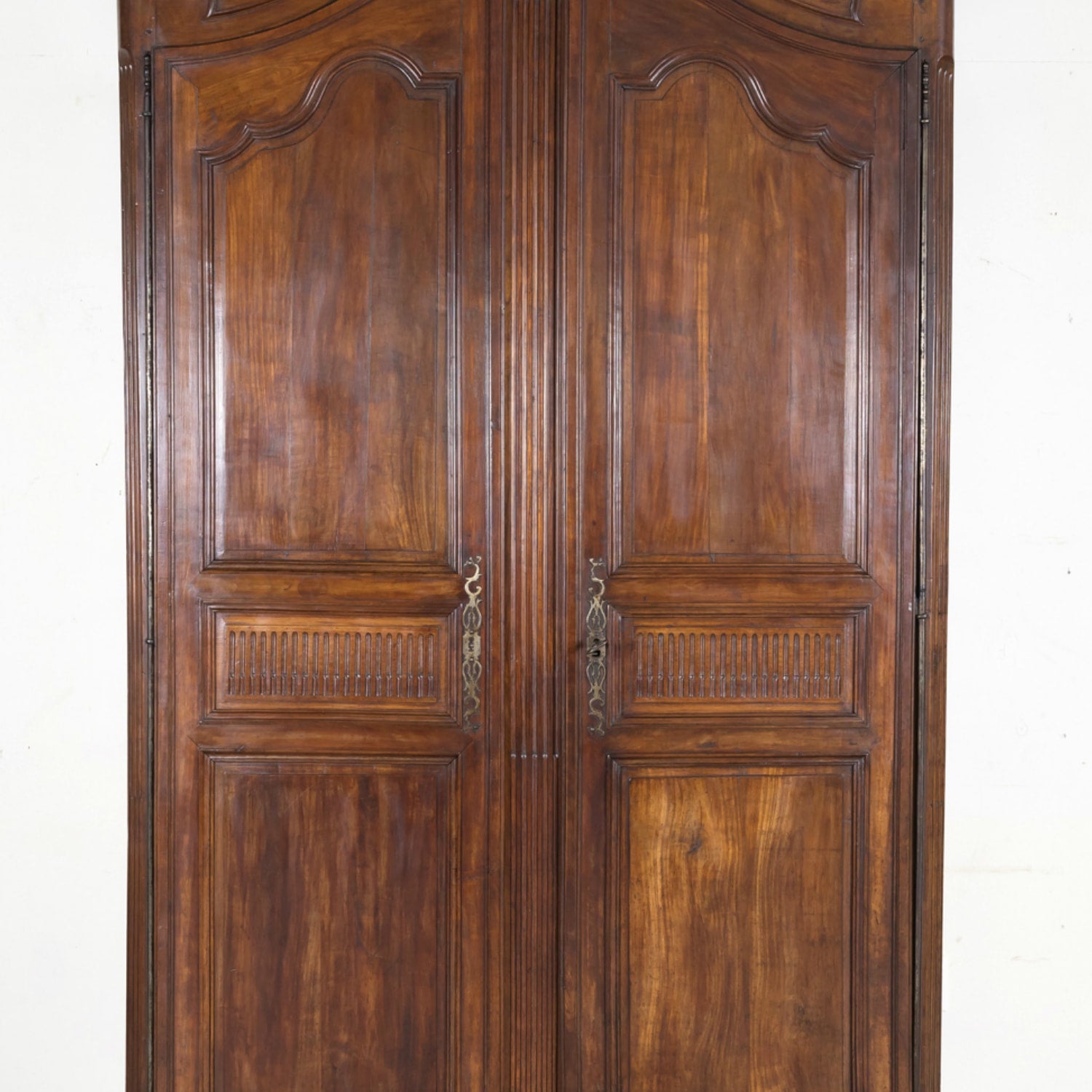 18th Century French Louis XV-Louis XVI Transition Period Walnut Bordelaise Armoire