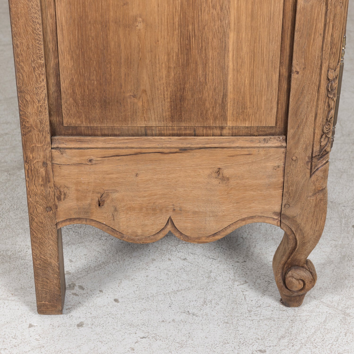 19th Century French Country Louis XV Style Bleached Chestnut Buffet from Normandy