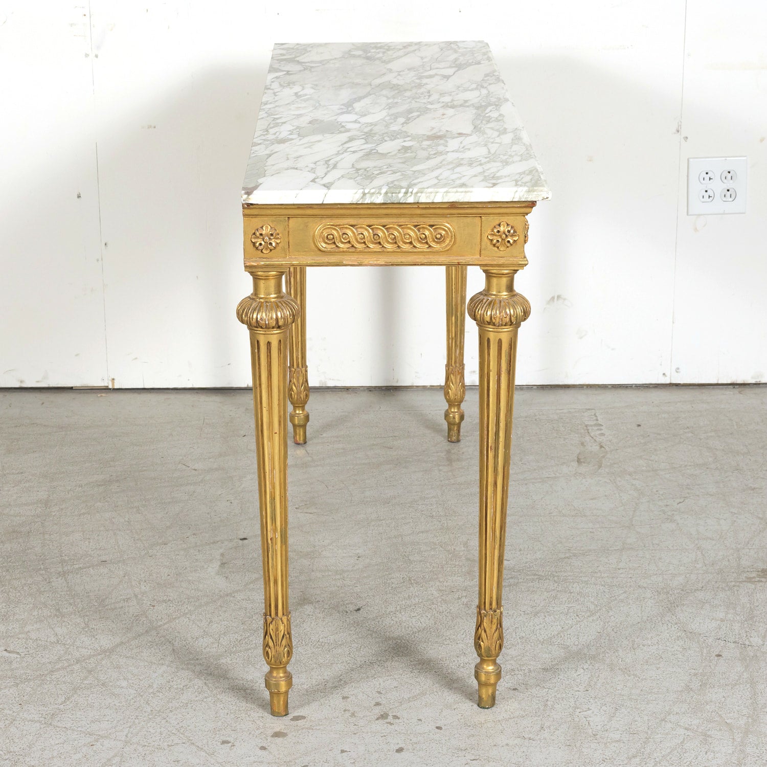 Early 20th Century French Louis XVI Style Carved Giltwood Wall Console Table with Marble Top