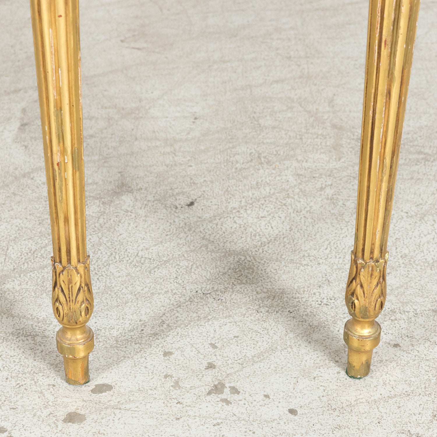 Early 20th Century French Louis XVI Style Carved Giltwood Wall Console Table with Marble Top