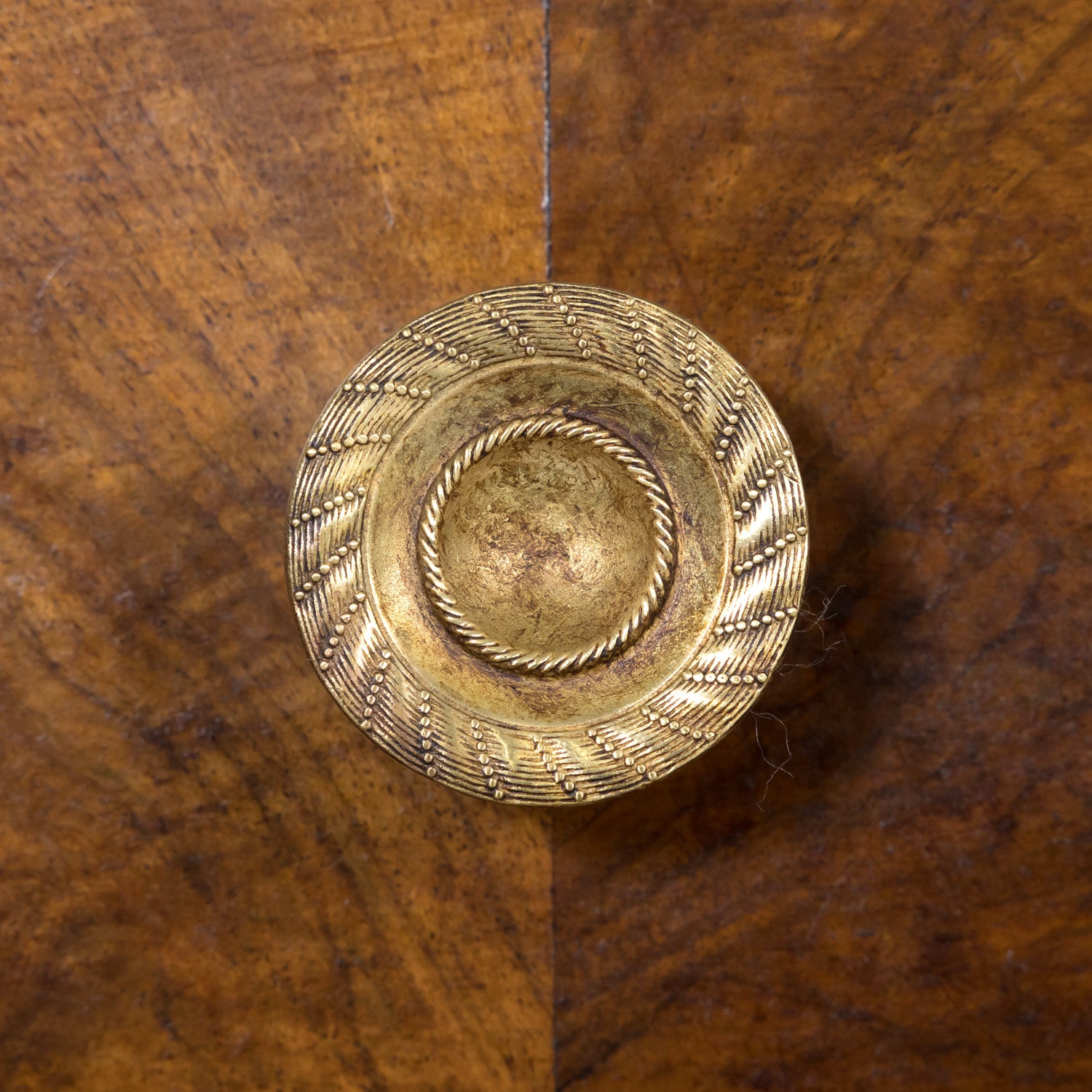 19th Century French Louis XVI Style Lyonnaise Bookmatched Burled Walnut Commode