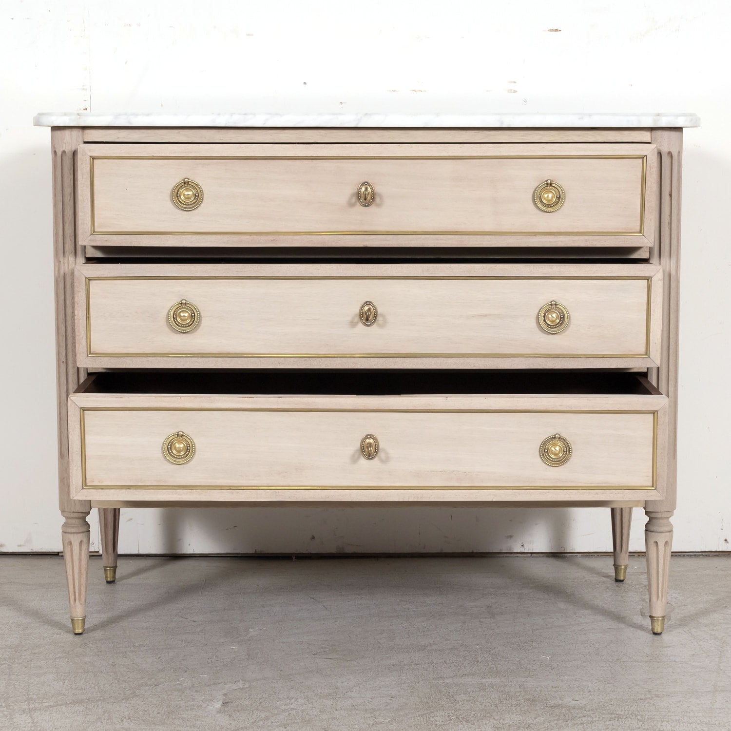 Early 20th Century French Louis XVI Style Bleached Mahogany Commode with Carrara Marble Top