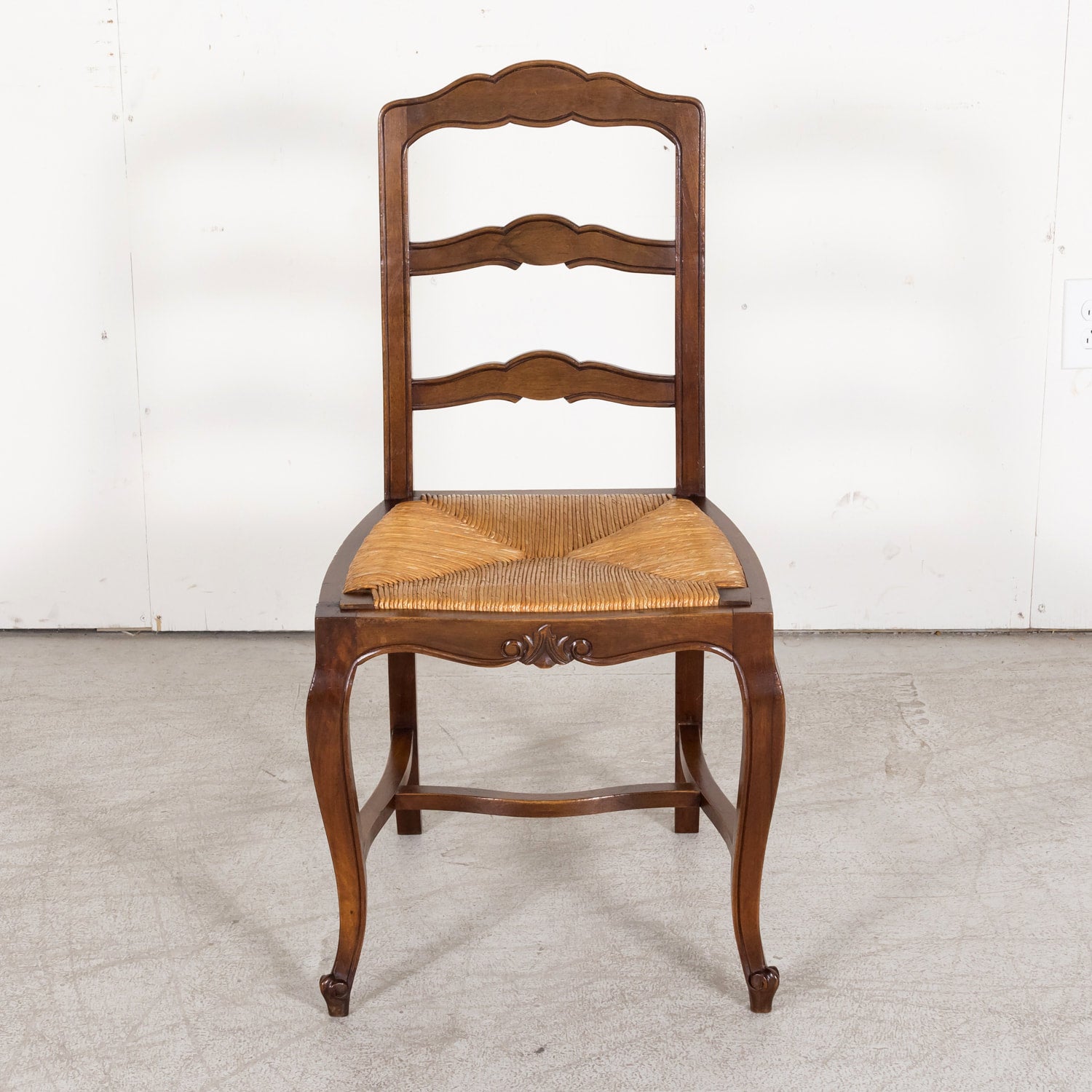 19th Century Country French Louis XV Style Walnut Ladder Back Dining Chairs with Rush Seats, Set of Eight