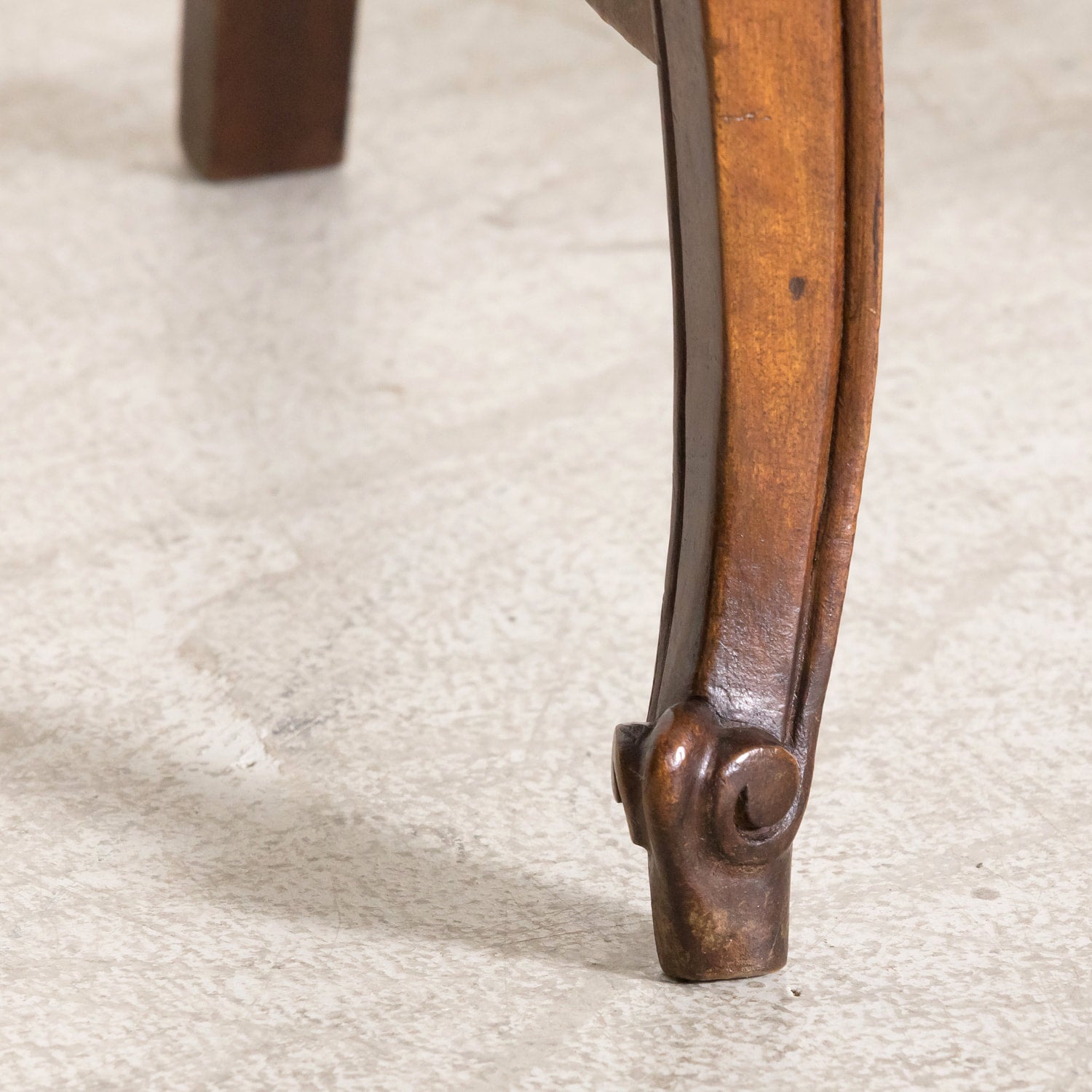 19th Century Country French Louis XV Style Walnut Ladder Back Dining Chairs with Rush Seats, Set of Eight