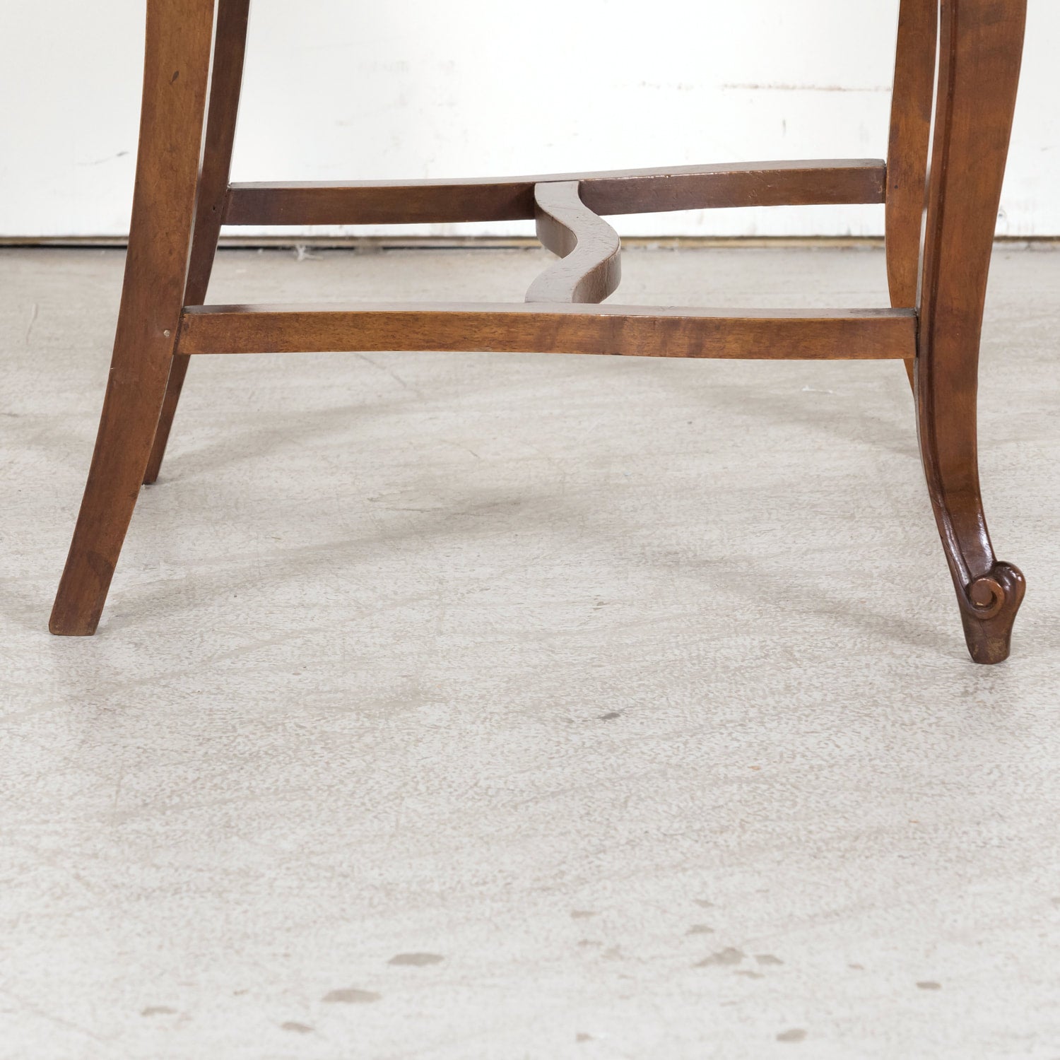 19th Century Country French Louis XV Style Walnut Ladder Back Dining Chairs with Rush Seats, Set of Eight