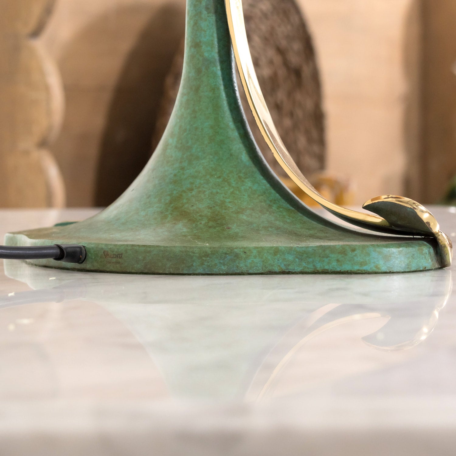 Vintage 20th Century Enameled Bronze Ribbon Table Lamp by Valentí Spain, Signed