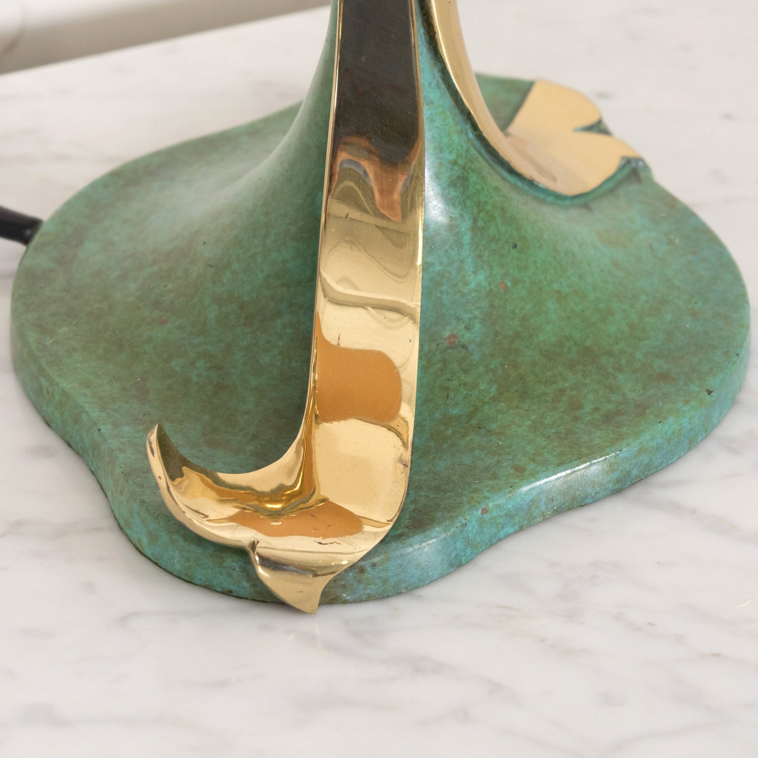 Vintage 20th Century Enameled Bronze Ribbon Table Lamp by Valentí Spain, Signed