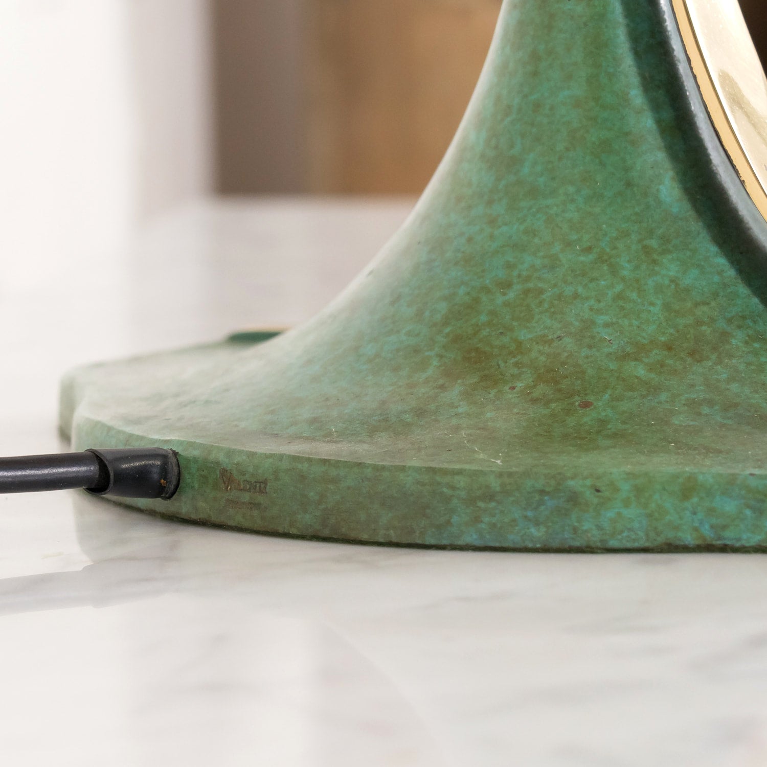 Vintage 20th Century Enameled Bronze Ribbon Table Lamp by Valentí Spain, Signed